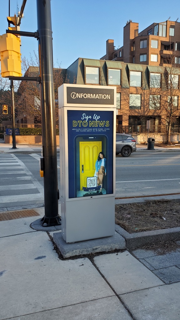 Freestanding Wayfinding Kiosk With Surround